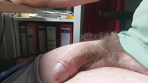 herbielonger6 online show from March 13, 2026, 11:06 am