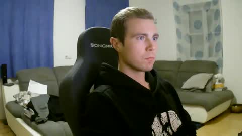 John Pearl online show from January 18, 2026, 8:12 pm