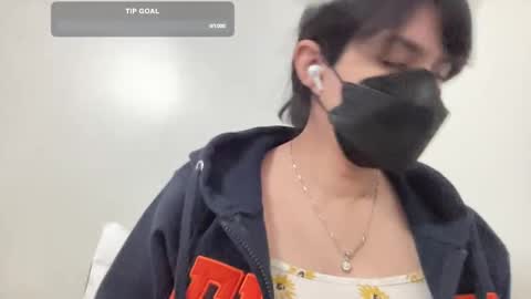 Snapshot of heredigitally chatting on February 16, 2025, 10:54 pm 3 online show from February 16, 2025, 10:54 pm