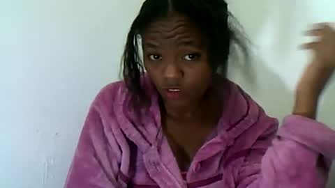 Snapshot of herisse01 chatting on July 9, 2026, 10:25 pm herisse01 online show from July 9, 2026, 10:25 pm