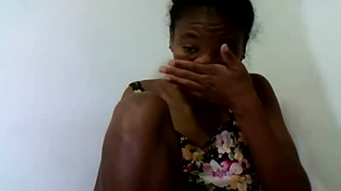 Snapshot of herisse01 chatting on July 27, 2026, 9:33 pm herisse01 online show from July 27, 2026, 9:33 pm