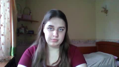 hess_luna_ online show from January 7, 2026, 10:07 am