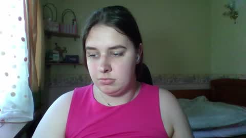 Snapshot of hess_luna_ chatting on June 19, 2026, 9:02 am hess_luna_ online show from June 19, 2026, 9:02 am