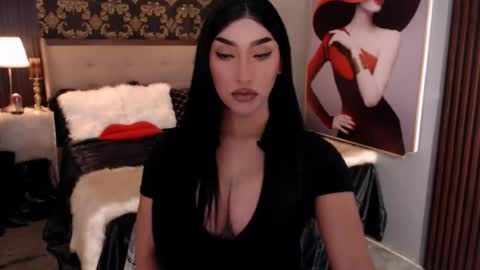 Snapshot of hestiaprytanei chatting on June 22, 2026, 10:23 am bry online show from June 22, 2026, 10:23 am