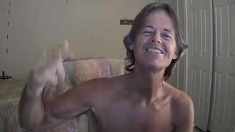 Snapshot of hewes1 chatting on June 26, 2026, 12:59 am hewes1 online show from June 26, 2026, 12:59 am