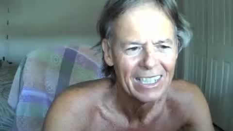 Snapshot of hewes1 chatting on June 29, 2026, 11:54 am hewes1 online show from June 29, 2026, 11:54 am