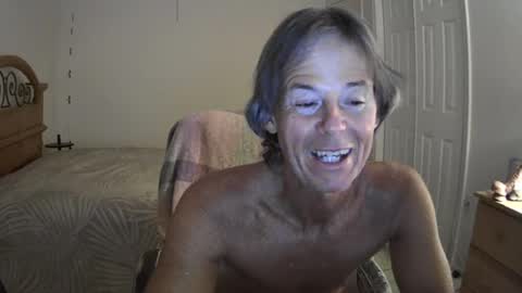 Snapshot of hewes1 chatting on July 2, 2026, 5:35 am hewes1 online show from July 2, 2026, 5:35 am