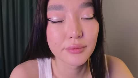 Audrey online show from March 12, 2025, 6:55 pm