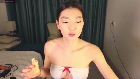 Audrey online show from March 26, 2026, 1:38 pm