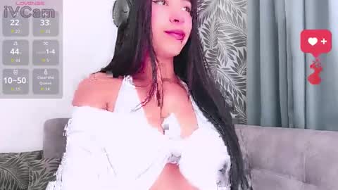 heyemi09 online show from April 6, 2026, 2:29 pm