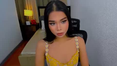 Snapshot of heyitsafira chatting on June 28, 2026, 2:12 pm SAFIRA 3 online show from June 28, 2026, 2:12 pm