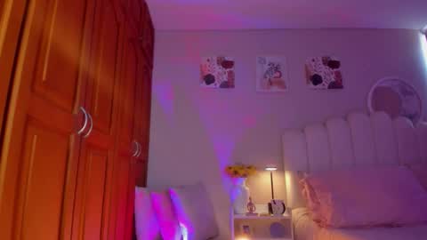 Martina Ricci Show schedule Monday to Friday 8am colombia time I work some weekends  online show from March 31, 2026, 3:12 pm