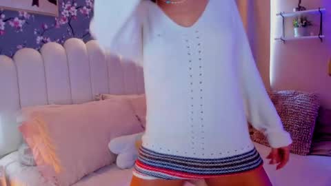 Snapshot of heymartina chatting on April 22, 2026, 3:57 pm Martina Ricci Show schedule Monday to Friday 8am colombia time I work some weekends online show from April 22, 2026, 3:57 pm