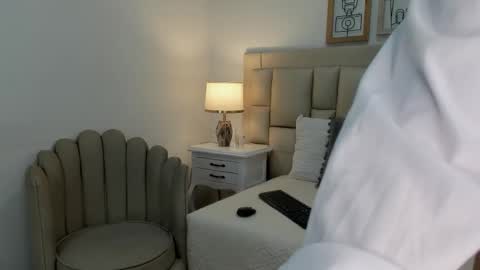 heysel  online show from March 1, 2026, 3:30 am