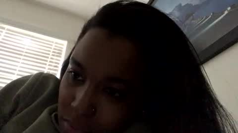 heyyou301990 online show from October 28, 2025, 6:10 pm