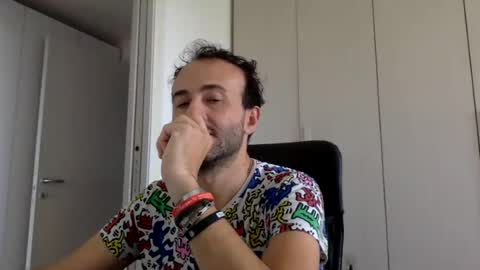 hhombre online show from July 24, 2026, 12:03 pm