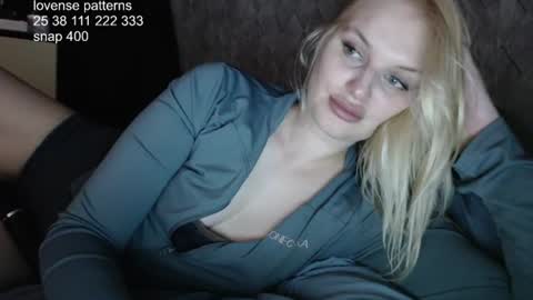 Snapshot of hi_i_am_ana chatting on July 17, 2026, 8:46 pm Ana online show from July 17, 2026, 8:46 pm