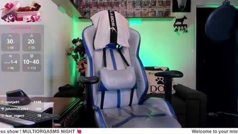 Snapshot of hi_im_rachel_ chatting on January 22, 2025, 2:59 am Call me Rachel... online show from January 22, 2025, 2:59 am