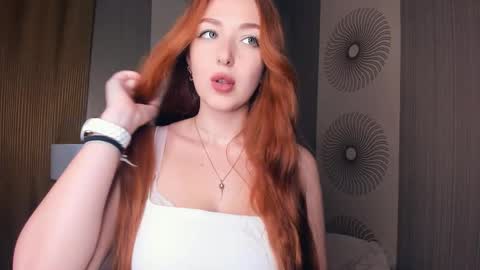 Elisa online show from September 22, 2025, 11:01 am