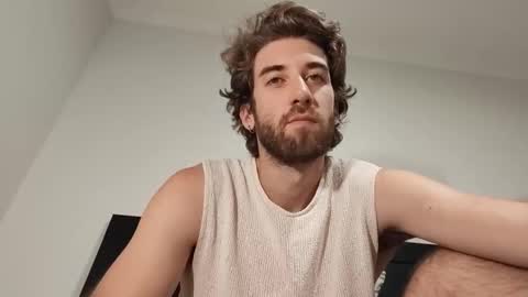 Snapshot of hiddengaze chatting on February 22, 2026, 8:24 am HiddenGaze online show from February 22, 2026, 8:24 am