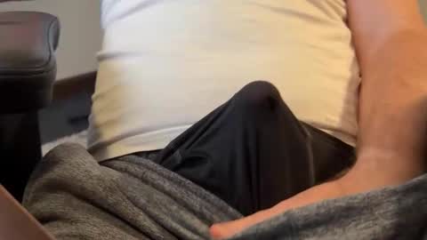 hifrommn1 online show from January 14, 2026, 5:51 pm