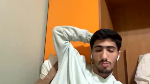 hihi9697 online show from March 9, 2025, 9:36 pm