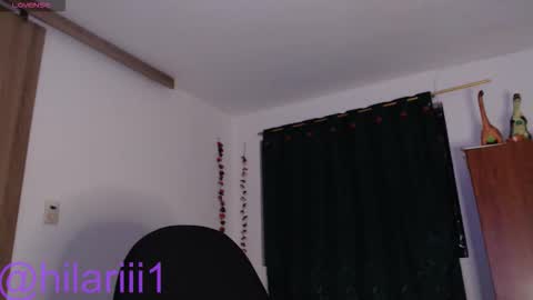 hilaril18 online show from March 18, 2026, 12:36 am