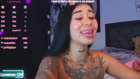 Snapshot of hilary_jones_22 chatting on January 20, 2025, 1:50 am LUNA new account  FOLLOW ME online show from January 20, 2025, 1:50 am