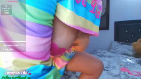 Snapshot of hilary_jones_22 chatting on February 20, 2025, 12:30 am LUNA new account  FOLLOW ME online show from February 20, 2025, 12:30 am