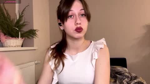 Hi Im Elizabeth online show from February 1, 2026, 5:22 pm