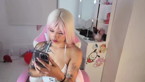 Snapshot of hillsdandarkie_44 chatting on September 29, 2025, 12:38 am hillsdandarkie_44 online show from September 29, 2025, 12:38 am