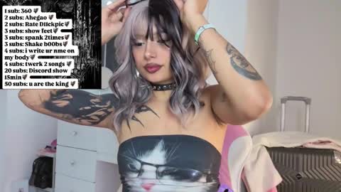 Snapshot of hillsdandarkie_44 chatting on October 16, 2025, 2:56 am hillsdandarkie_44 online show from October 16, 2025, 2:56 am