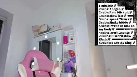 Snapshot of hillsdandarkie_44 chatting on October 18, 2025, 2:25 am hillsdandarkie_44 online show from October 18, 2025, 2:25 am