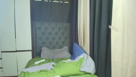 yuricah online show from February 1, 2026, 6:56 am