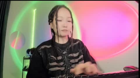 Call me Jenny online show from February 7, 2025, 3:12 am