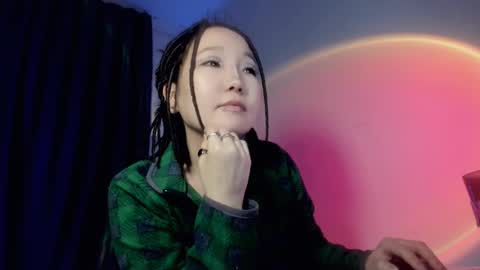 Call me Jenny online show from March 12, 2025, 9:24 pm