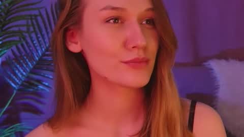 Hina online show from January 13, 2025, 6:05 pm