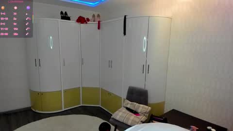 Snapshot of hip_hop_baby chatting on February 14, 2026, 6:10 am Leya Day Mary Night PvT Open online show from February 14, 2026, 6:10 am