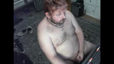 hipguy91 online show from November 5, 2025, 5:40 am