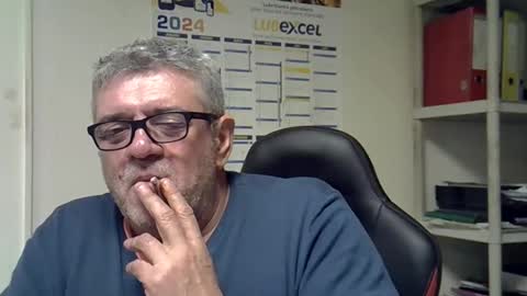 hippo online show from December 22, 2024, 5:21 pm