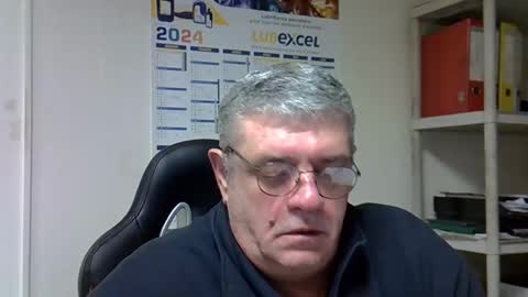 hippo online show from January 3, 2025, 6:44 am