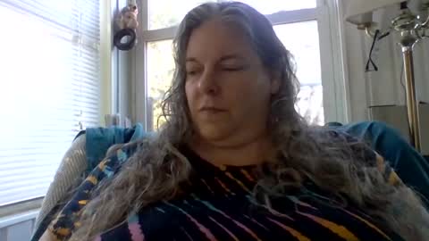 Snapshot of hippysnewhere chatting on June 21, 2026, 10:34 pm hippysnewhere online show from June 21, 2026, 10:34 pm