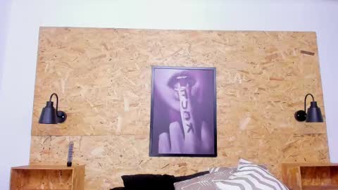 Snapshot of hiromichan_ chatting on December 10, 2024, 10:17 am Hiromi online show from December 10, 2024, 10:17 am