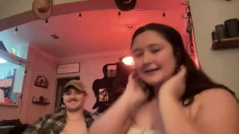 hiscommandherstage online show from February 3, 2026, 3:26 am