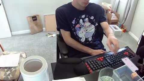 Snapshot of hoboayoyo chatting on October 12, 2025, 8:08 pm Hentai man online show from October 12, 2025, 8:08 pm