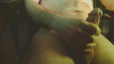 Snapshot of hockeybrad92 chatting on March 11, 2025, 10:40 am Hairy Hockey Player 92 online show from March 11, 2025, 10:40 am