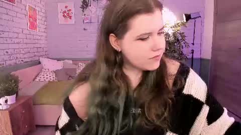 Snapshot of hoctra_neith chatting on June 13, 2026, 6:22 am Hanna online show from June 13, 2026, 6:22 am