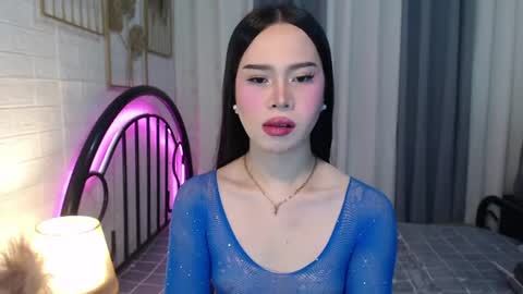 Snapshot of hoelymolly chatting on July 9, 2026, 7:07 pm hoelymolly online show from July 9, 2026, 7:07 pm