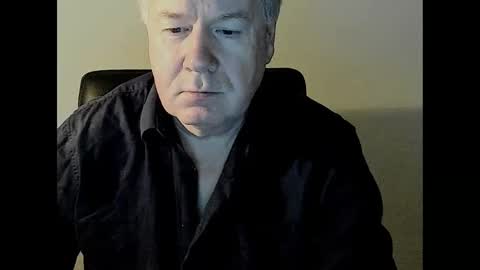 Snapshot of holgerhb53 chatting on February 12, 2025, 8:59 am Holger online show from February 12, 2025, 8:59 am
