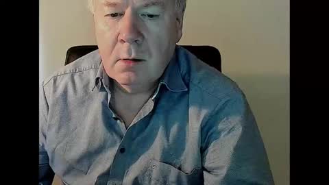 Snapshot of holgerhb53 chatting on March 10, 2025, 8:37 am Holger online show from March 10, 2025, 8:37 am